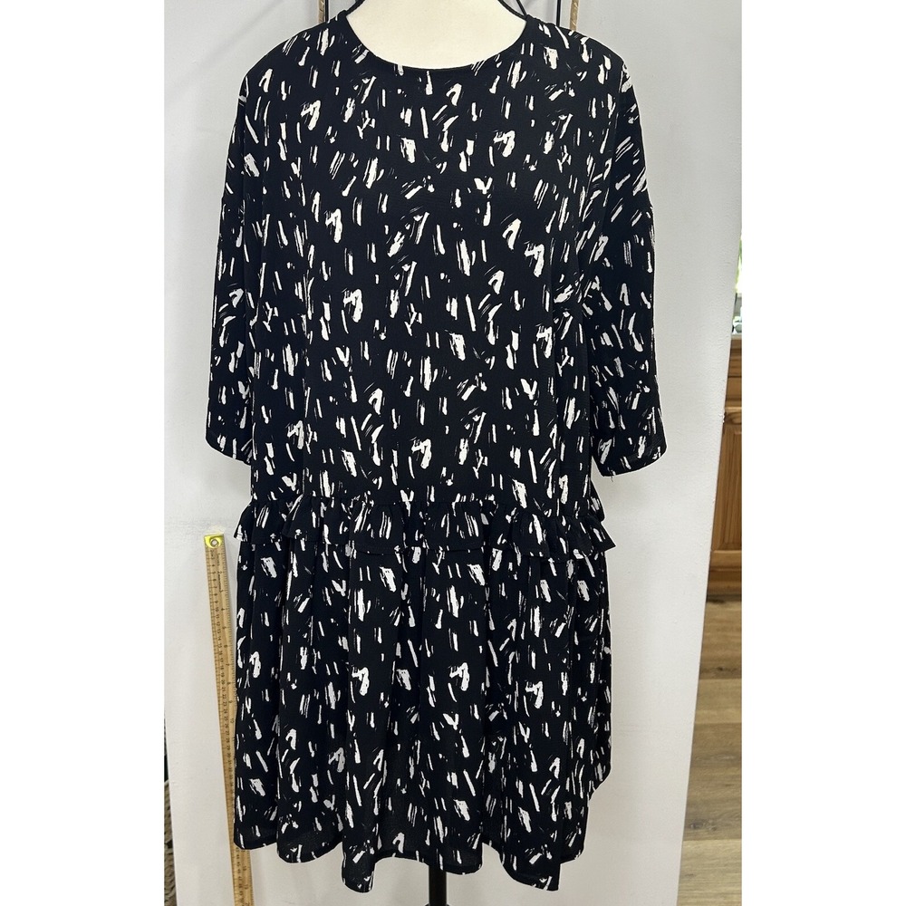 ASOS Design Black Ditsy Print 3/4‎ Sleeves Tiered Smock Dress, Size8